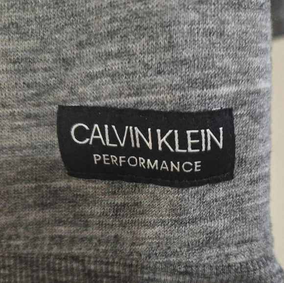 Calvin Klein Performance Cropped Women's Large Sweatshirt - Picture 5 of 5
